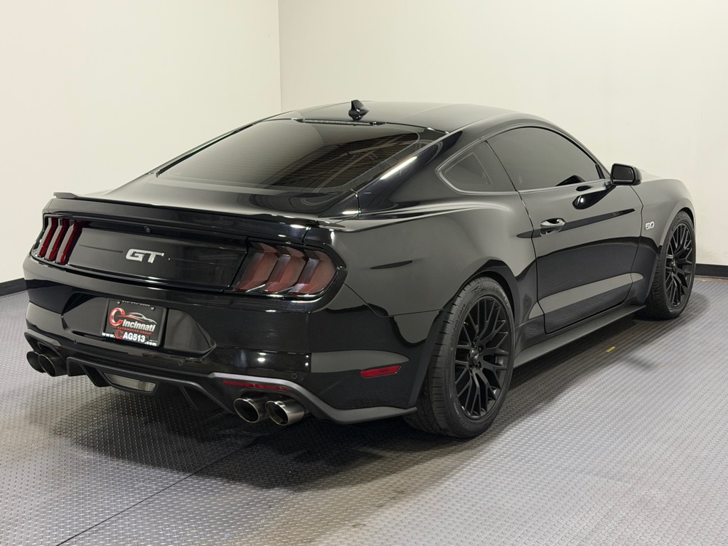 Photo 5 of this FORD MUSTANG