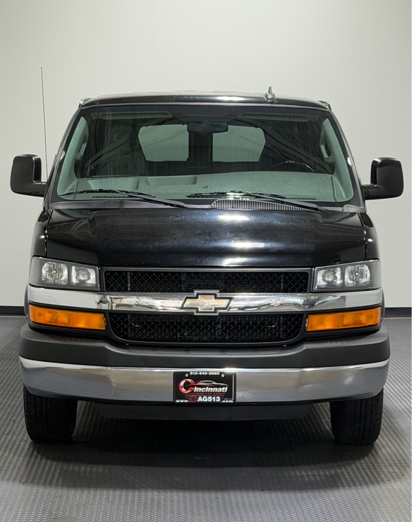 Photo 3 of this CHEVROLET EXPRESS G3500