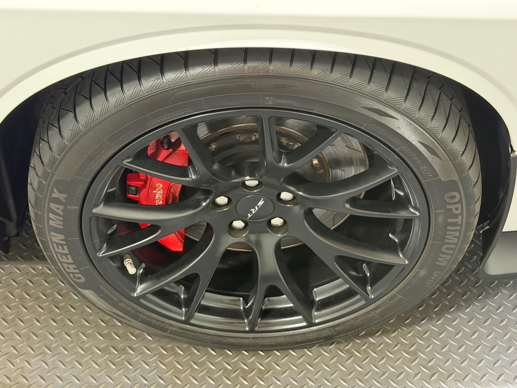 Photo 18 of this DODGE CHALLENGER
