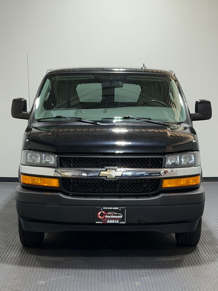 Photo 3 of this CHEVROLET EXPRESS G3500