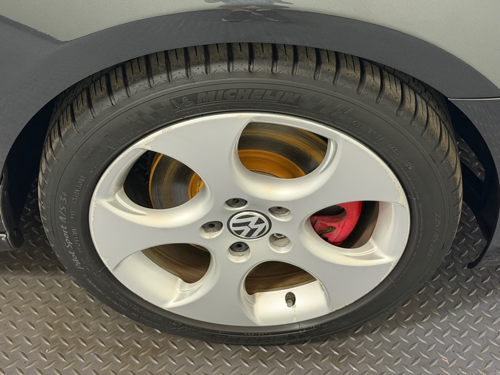 Photo 18 of this VOLKSWAGEN GTI