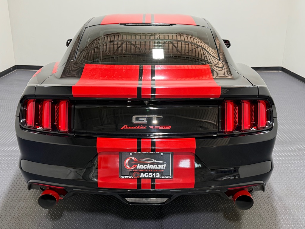 Photo 22 of this FORD MUSTANG