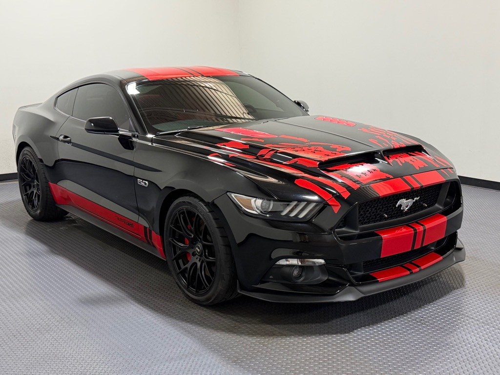 Photo 4 of this FORD MUSTANG