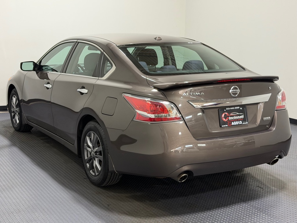 Photo 7 of this NISSAN ALTIMA