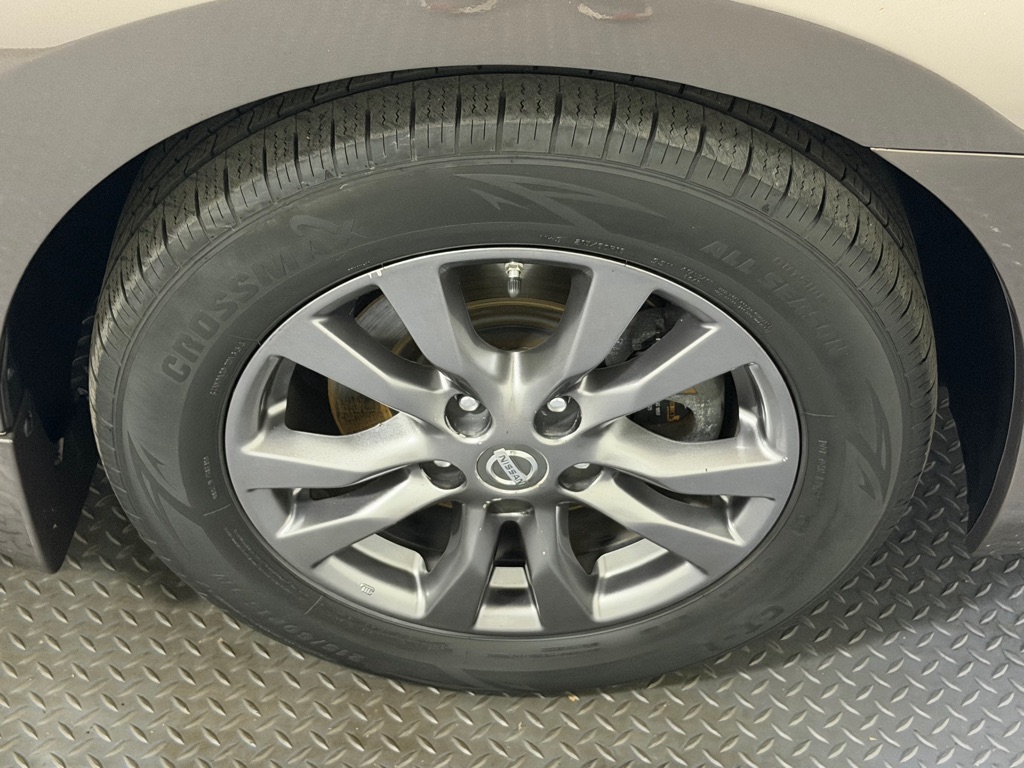 Photo 17 of this NISSAN ALTIMA