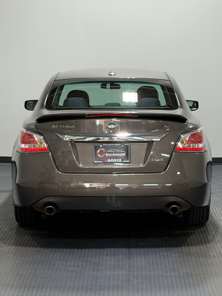 Photo 6 of this NISSAN ALTIMA