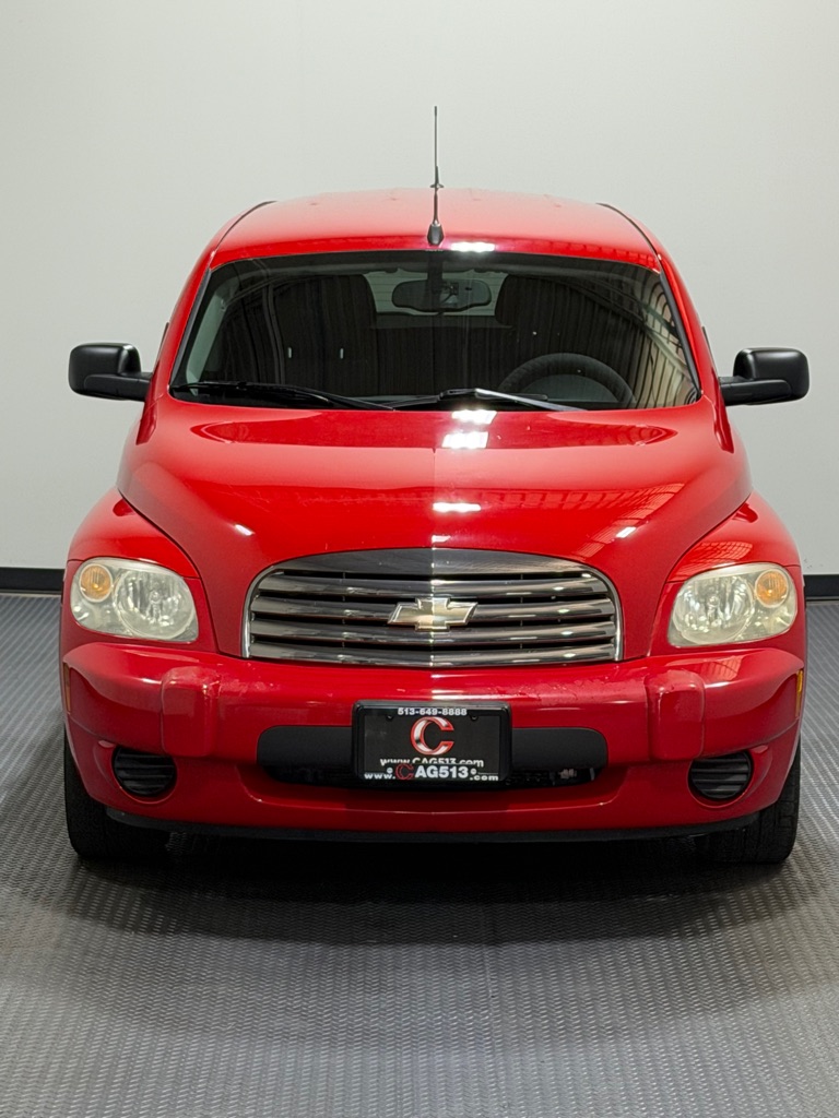 Photo 3 of this CHEVROLET HHR