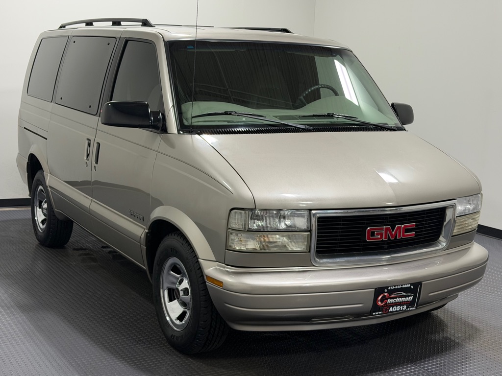 Photo 4 of this GMC SAFARI