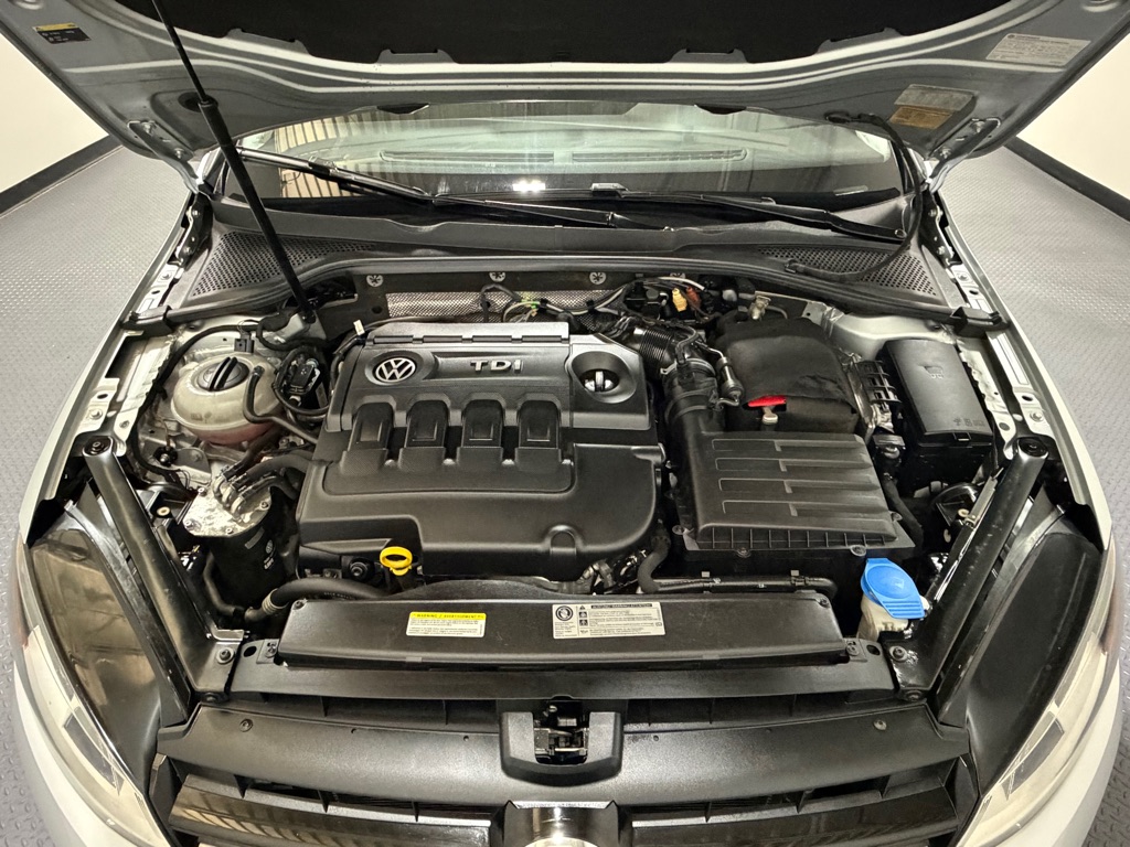 Photo 16 of this VOLKSWAGEN GOLF SPORTWAGEN