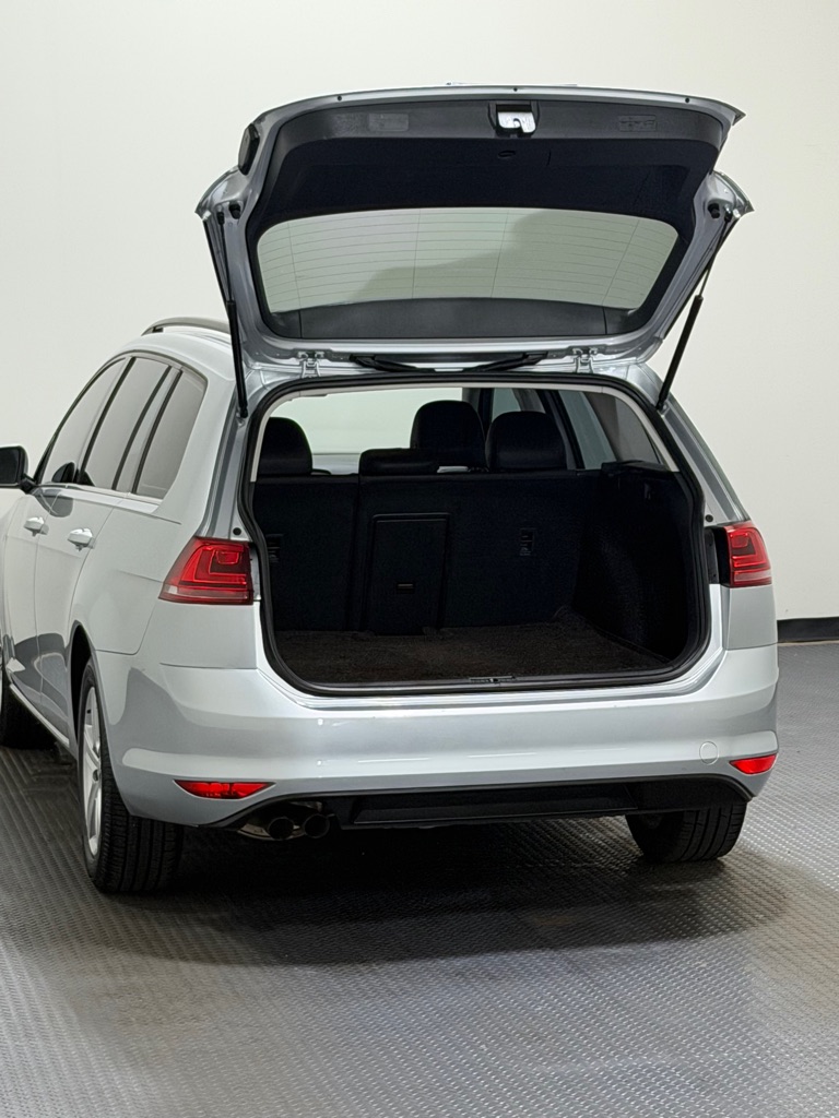 Photo 12 of this VOLKSWAGEN GOLF SPORTWAGEN