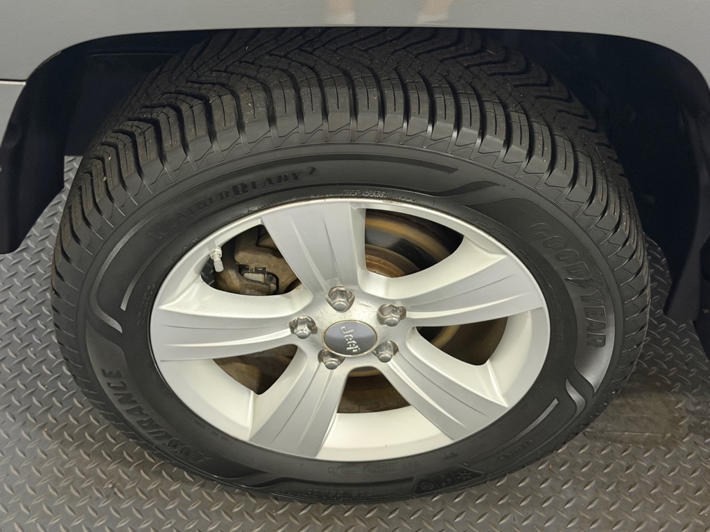 Photo 20 of this JEEP PATRIOT