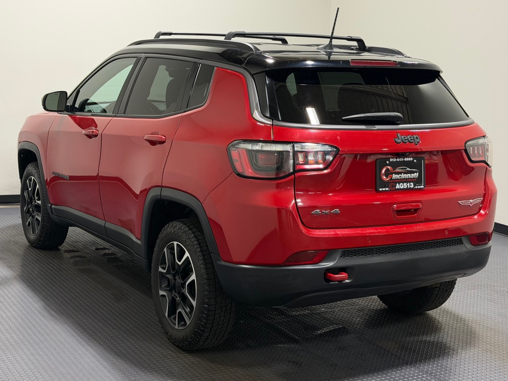 Photo 7 of this JEEP COMPASS