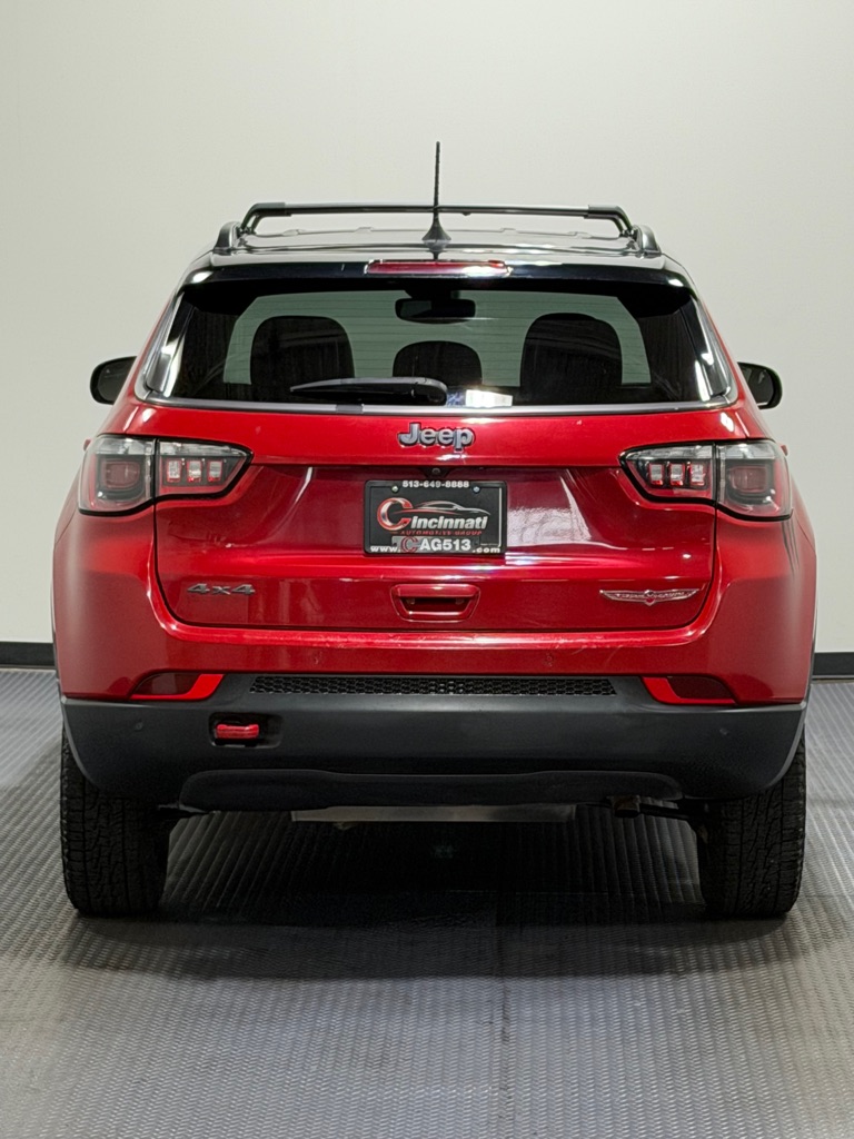 Photo 6 of this JEEP COMPASS
