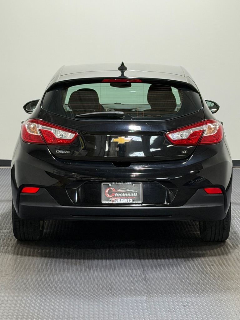 Photo 5 of this CHEVROLET CRUZE