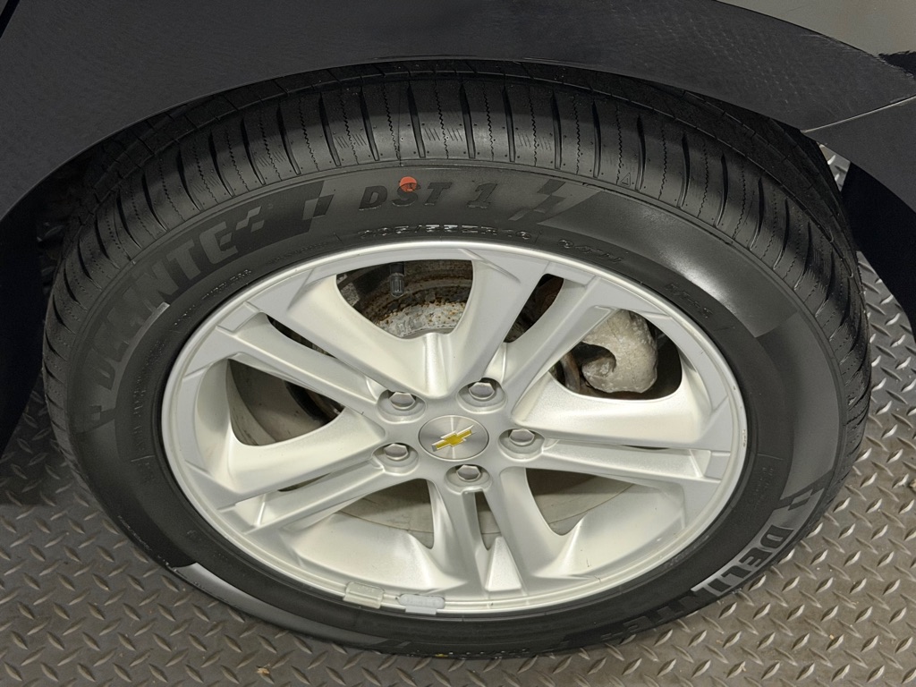Photo 18 of this CHEVROLET CRUZE