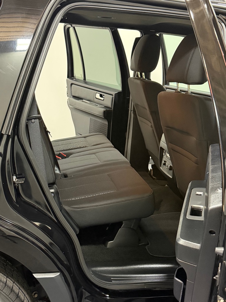 Photo 10 of this FORD EXPEDITION