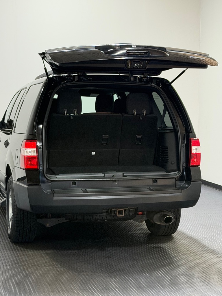Photo 13 of this FORD EXPEDITION