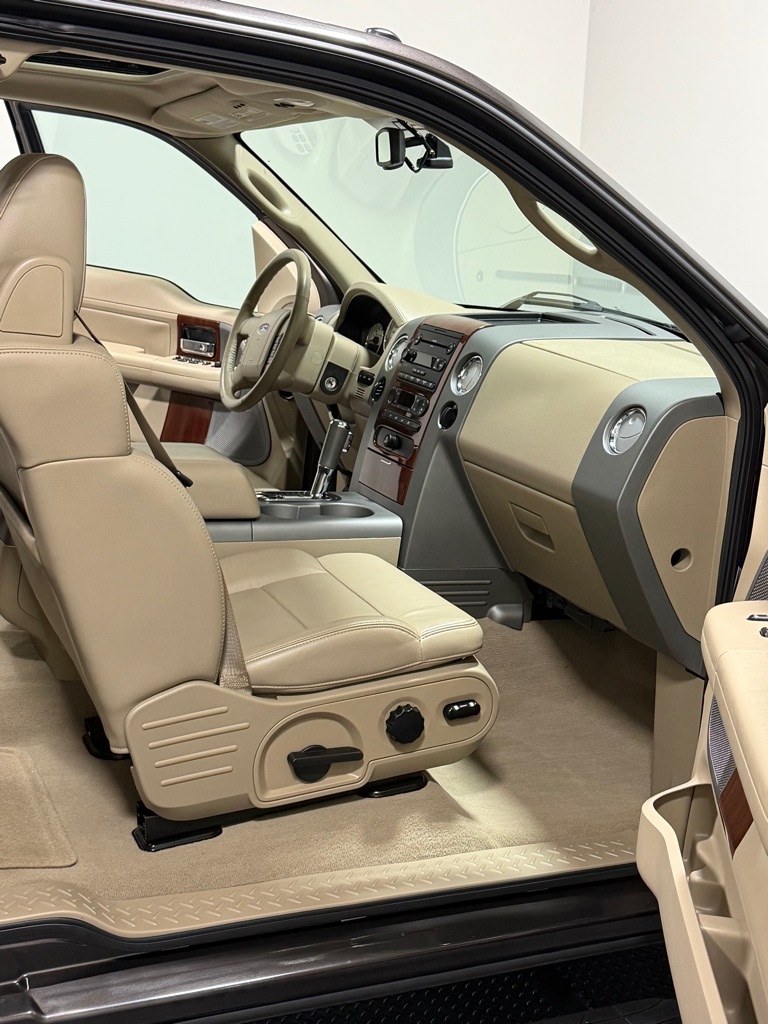 Photo 11 of this FORD F150