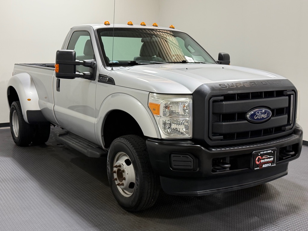 Photo 4 of this FORD F350