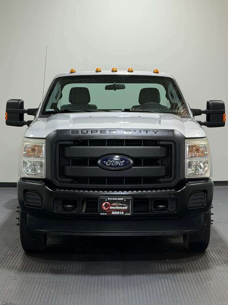 Photo 3 of this FORD F350
