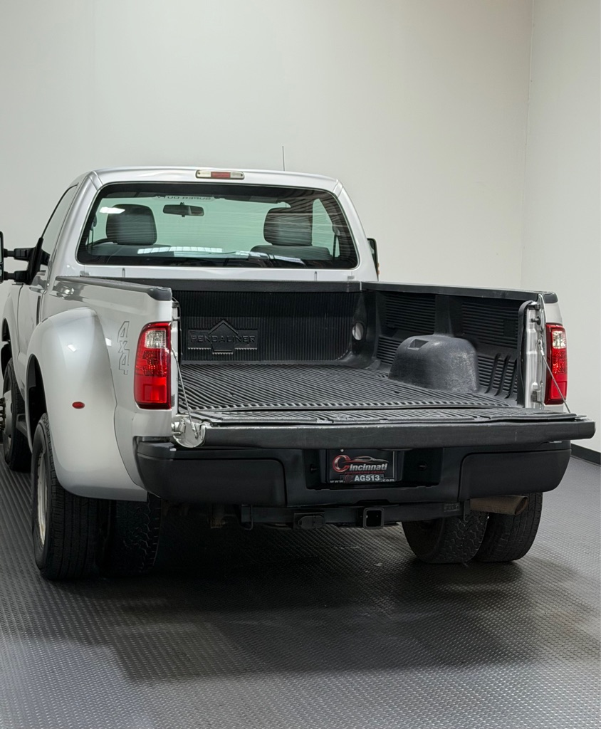 Photo 11 of this FORD F350