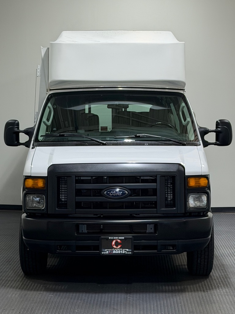 Photo 3 of this FORD ECONOLINE