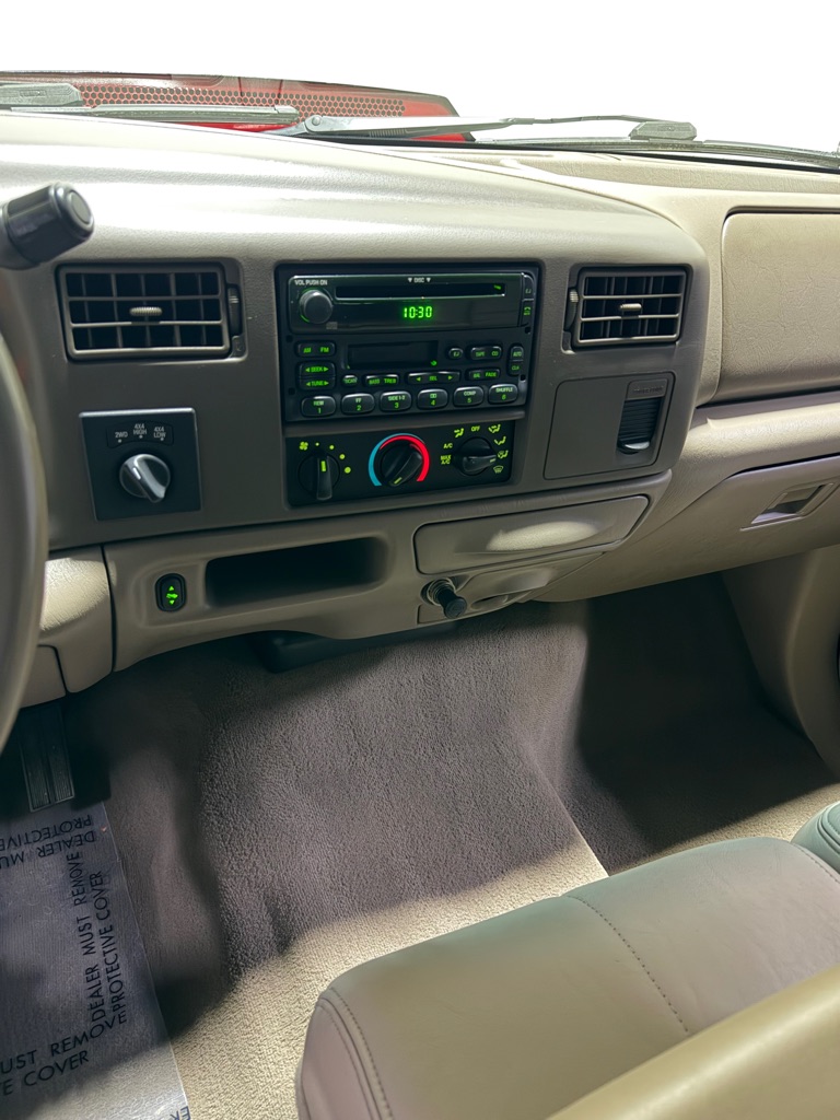 Photo 13 of this FORD F350