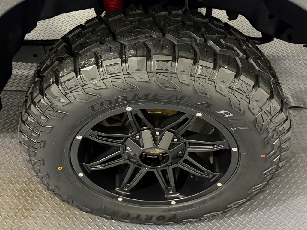 Photo 16 of this FORD F350
