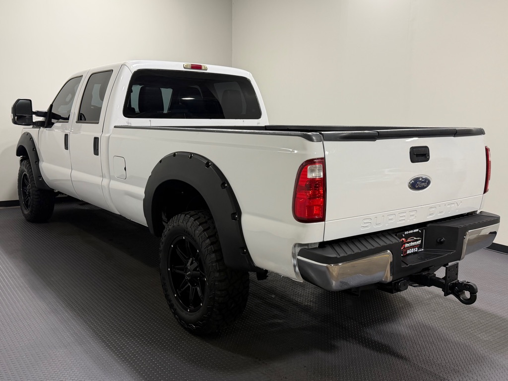 Photo 7 of this FORD F350