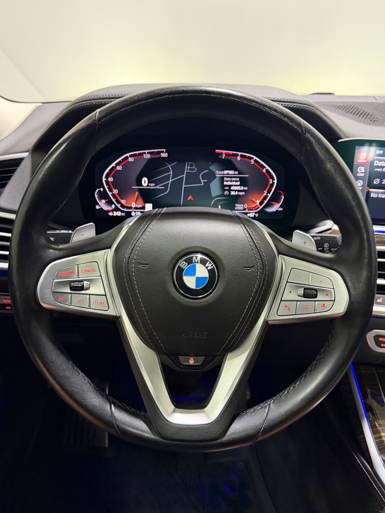 Photo 16 of this BMW X7