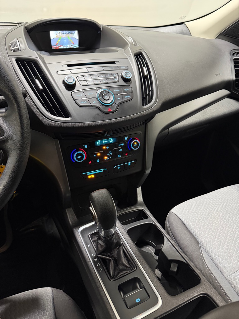 Photo 13 of this FORD ESCAPE
