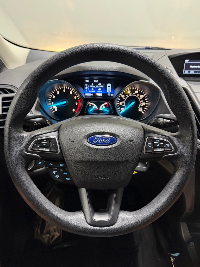 Photo 15 of this FORD ESCAPE