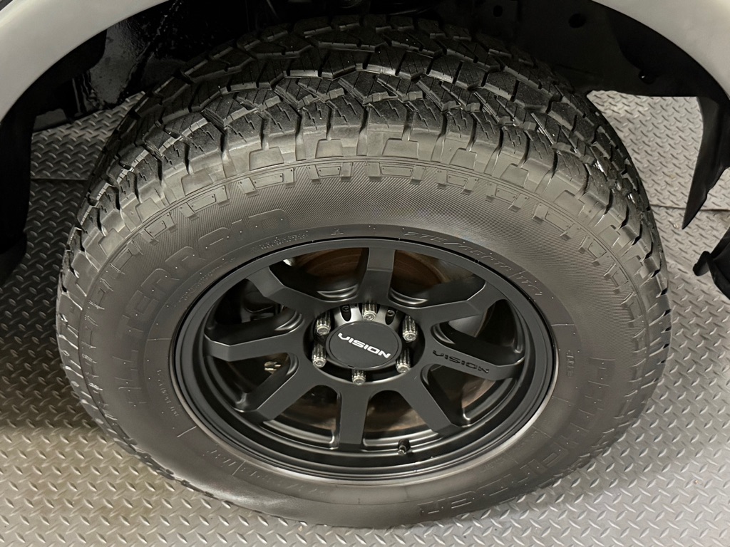 Photo 17 of this FORD F150