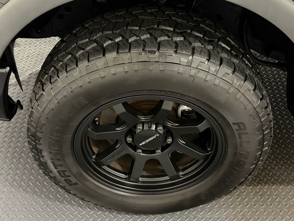 Photo 20 of this FORD F150