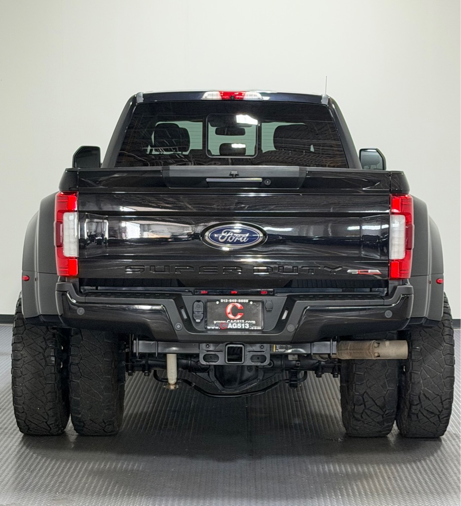 Photo 6 of this FORD F350