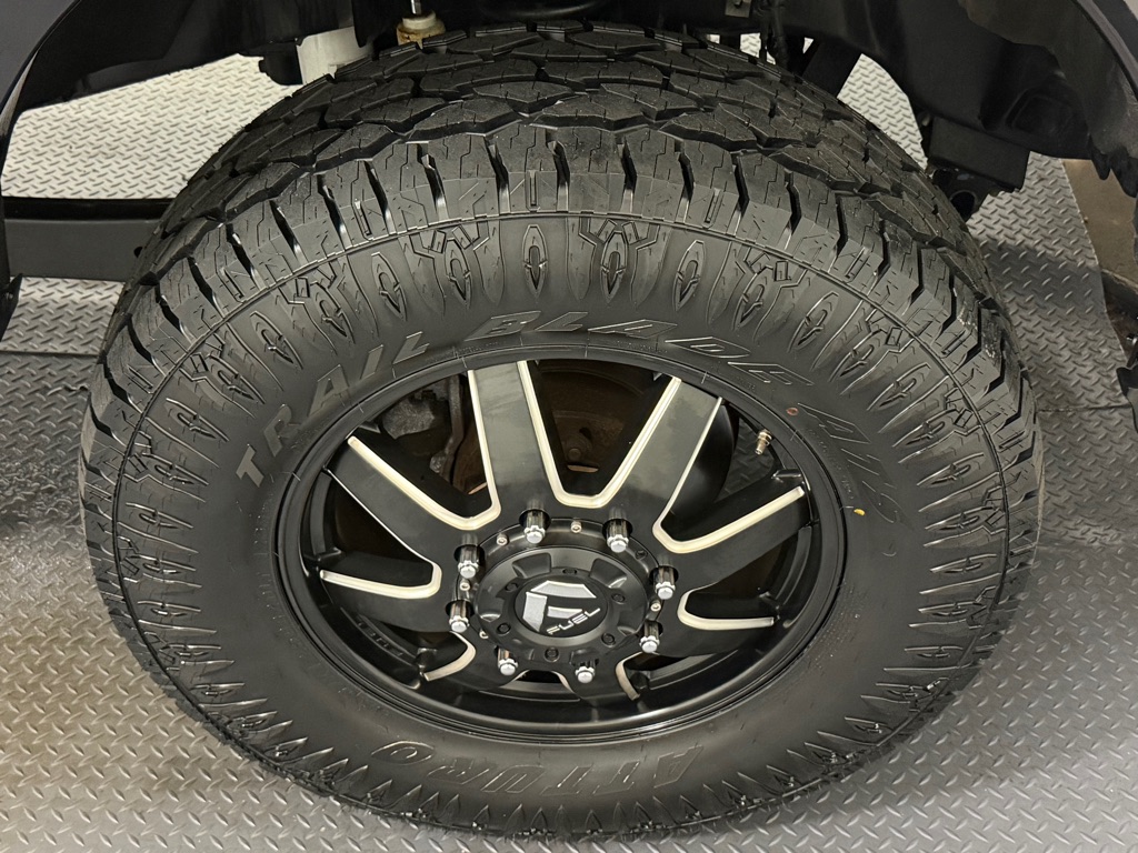 Photo 17 of this FORD F350