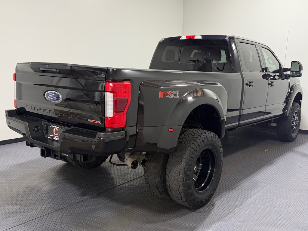 Photo 5 of this FORD F350