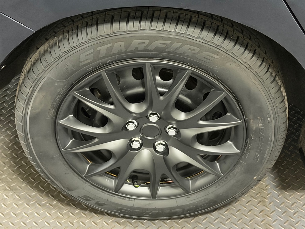 Photo 11 of this HONDA CIVIC
