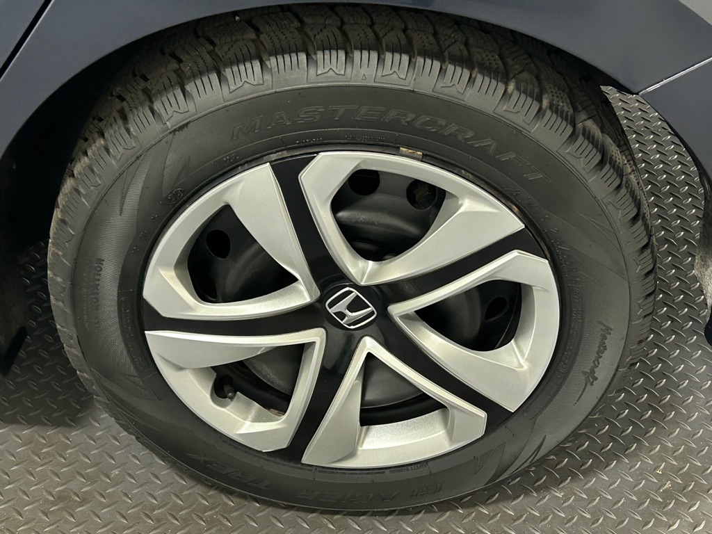 Photo 19 of this HONDA CIVIC