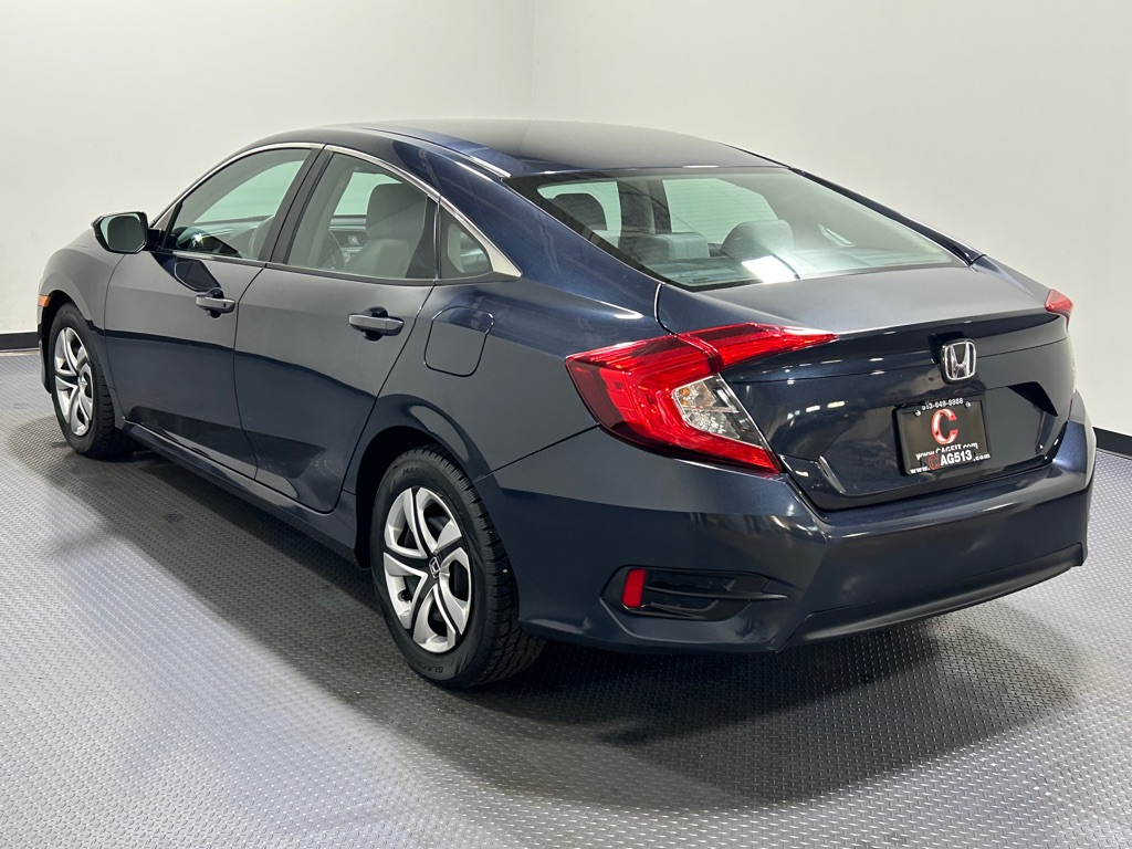 Photo 7 of this HONDA CIVIC