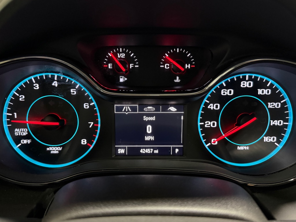 Photo 14 of this CHEVROLET CRUZE