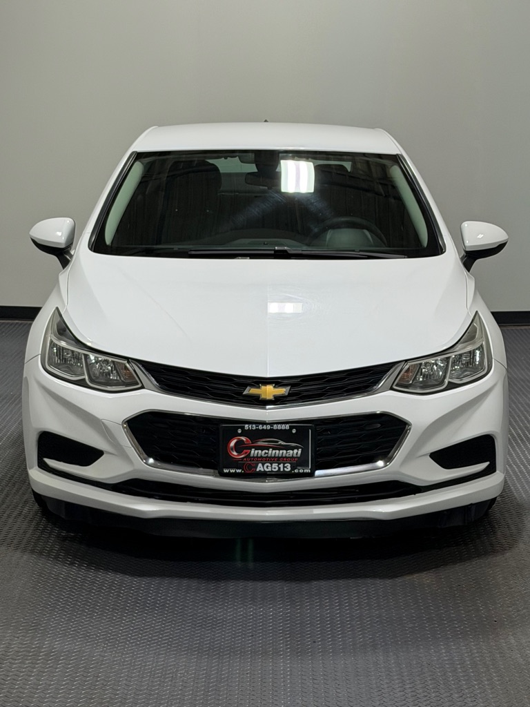 Photo 3 of this CHEVROLET CRUZE