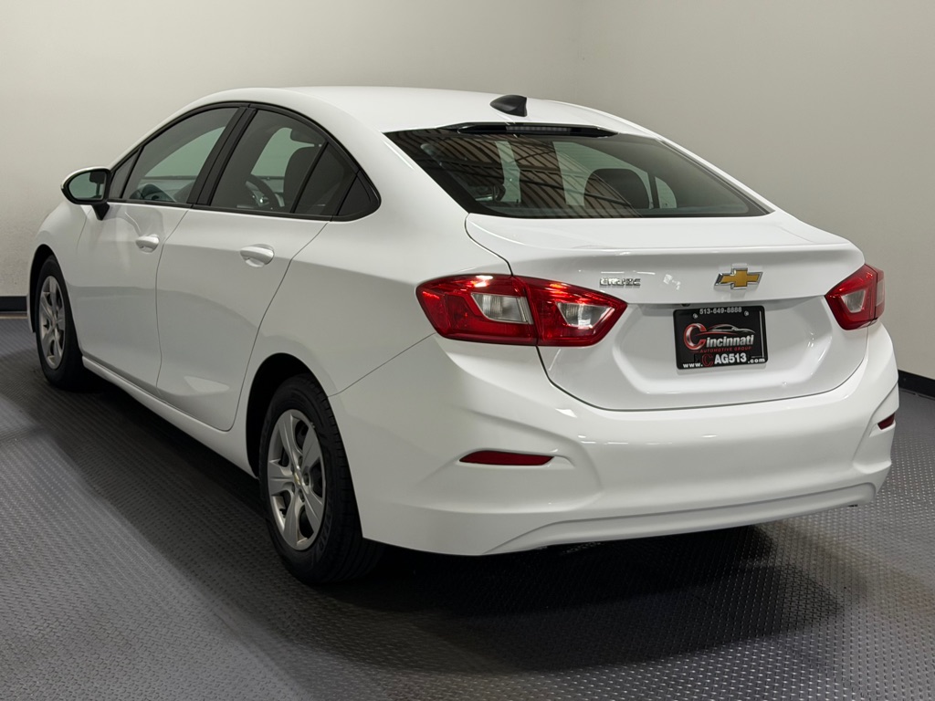 Photo 7 of this CHEVROLET CRUZE