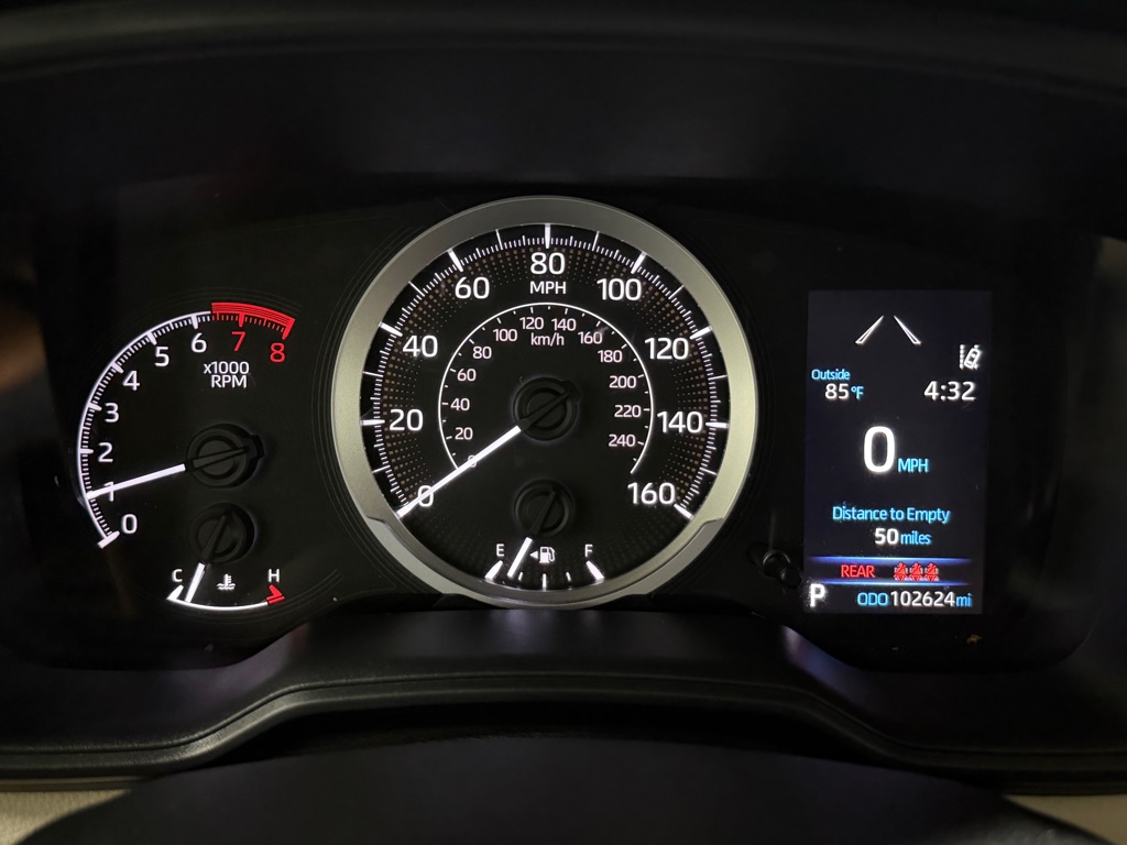 Photo 13 of this TOYOTA COROLLA