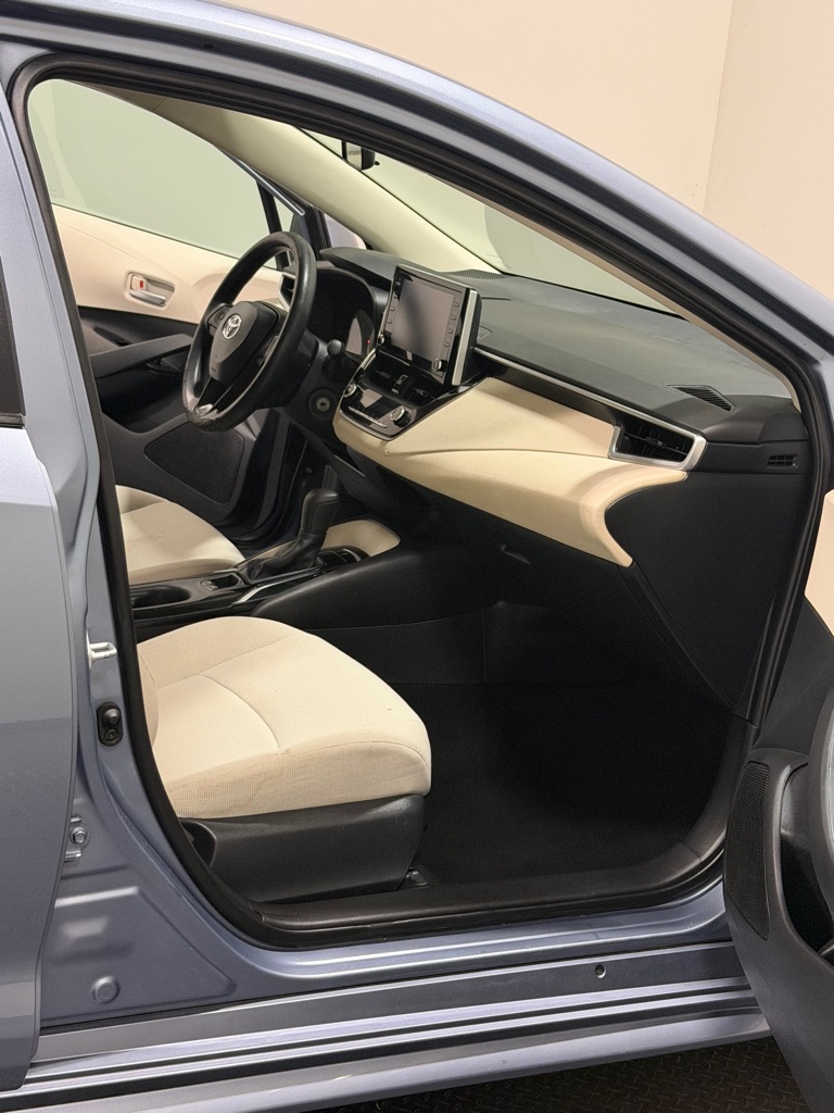 Photo 10 of this TOYOTA COROLLA