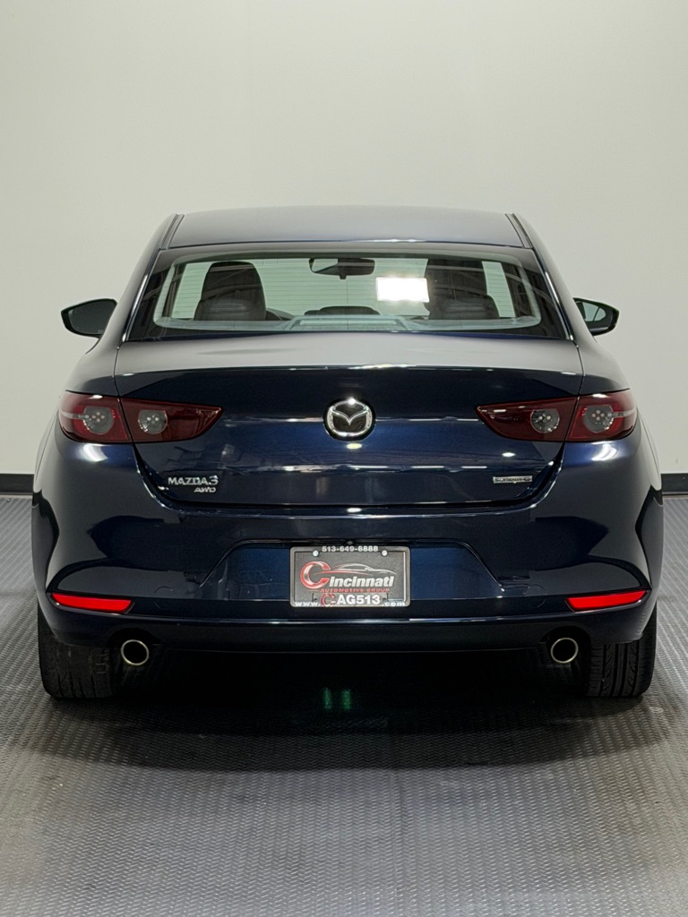 Photo 6 of this MAZDA 3