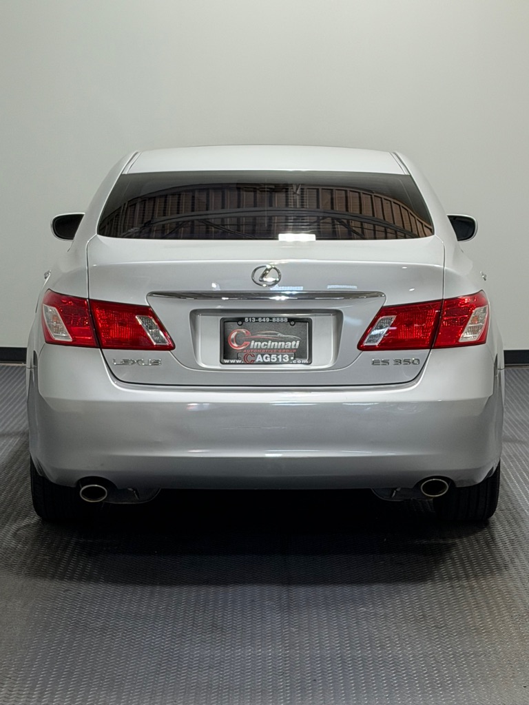 Photo 5 of this LEXUS ES