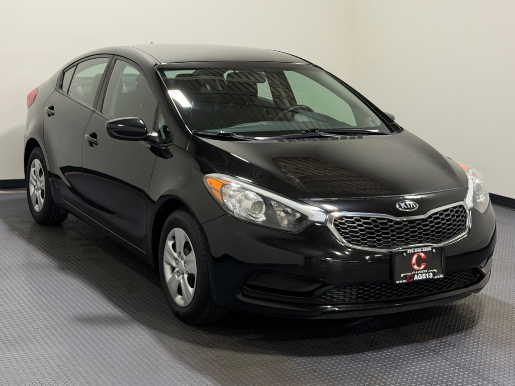 Photo 4 of this KIA FORTE