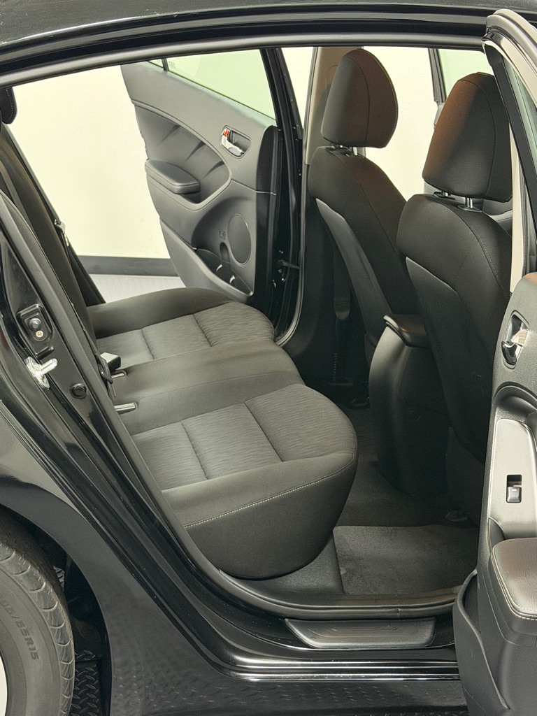 Photo 9 of this KIA FORTE