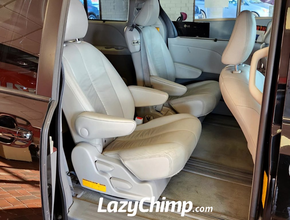 TOYOTA SIENNA 2011 TOYOTA SIENNA 5TDYK3DCXBS170207